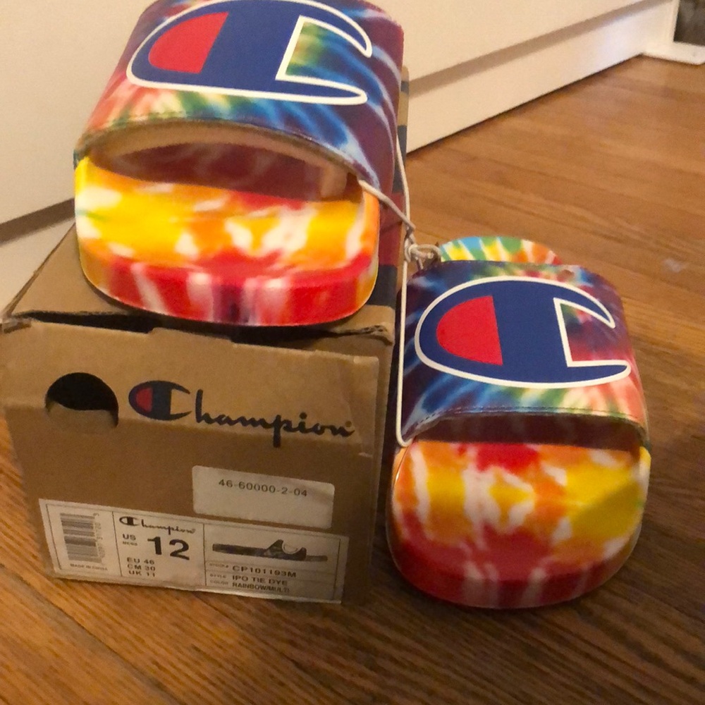 BRAND NEW Size 12 Slides
